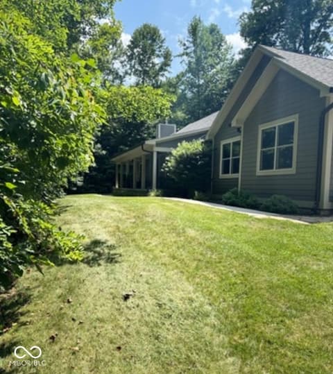 1672 N Christopher Lane