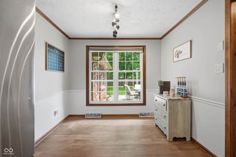 Photo of 108 S Lansdown Way, Anderson, IN
