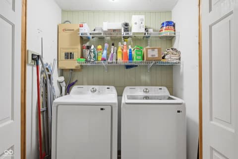 Photo of 108 S Lansdown Way, Anderson, IN