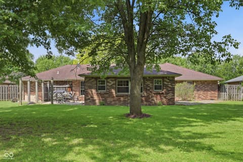 Photo of 108 S Lansdown Way, Anderson, IN