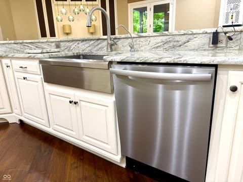Photo of 10580 Titan Run, Carmel, IN