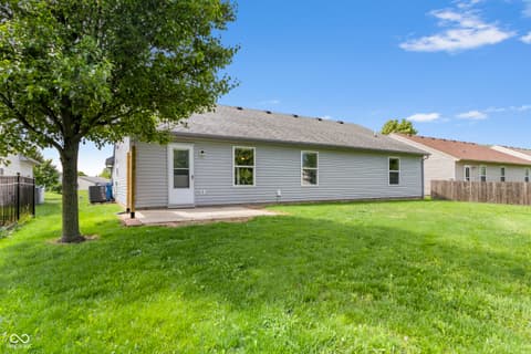 Photo of 19551 Amber Way, Noblesville, IN