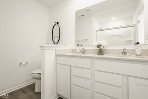 Primary bathroom at 565 Melbrook Street, Arcadia, IN