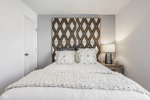 Bedroom at 565 Melbrook Street, Arcadia, IN