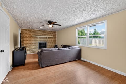 Photo of 209 Ann Avenue, Pendleton, IN
