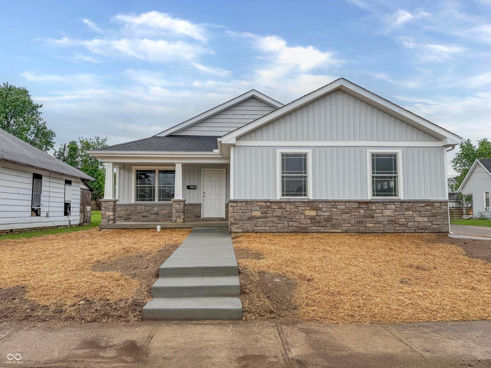 Photo of 339 W 2nd Street, Anderson, IN