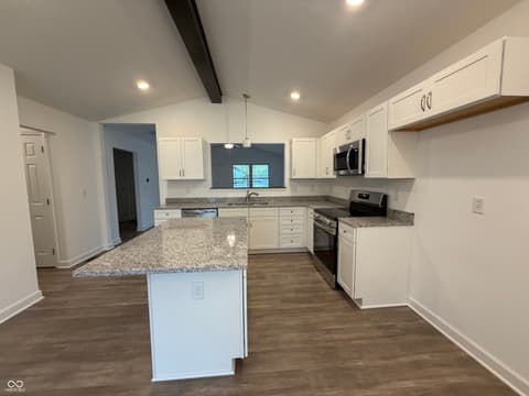 Photo of 339 W 2nd Street, Anderson, IN