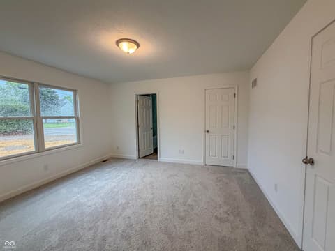 Photo of 339 W 2nd Street, Anderson, IN