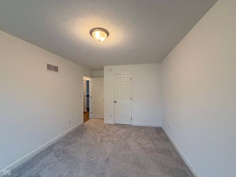 Photo of 339 W 2nd Street, Anderson, IN