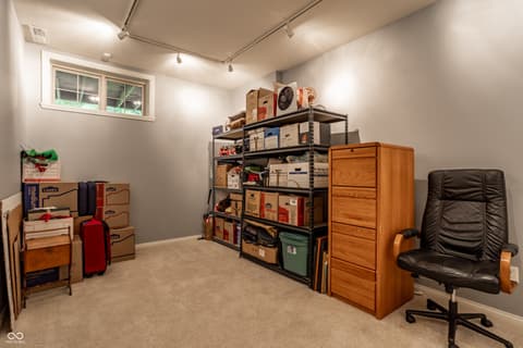 Photo of 207 Wakefield Way, Zionsville, IN