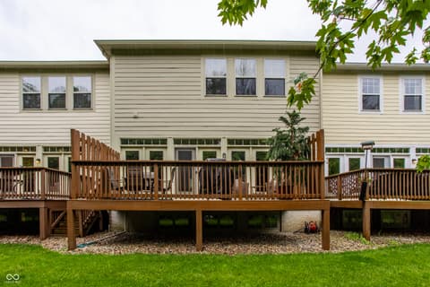 Photo of 207 Wakefield Way, Zionsville, IN