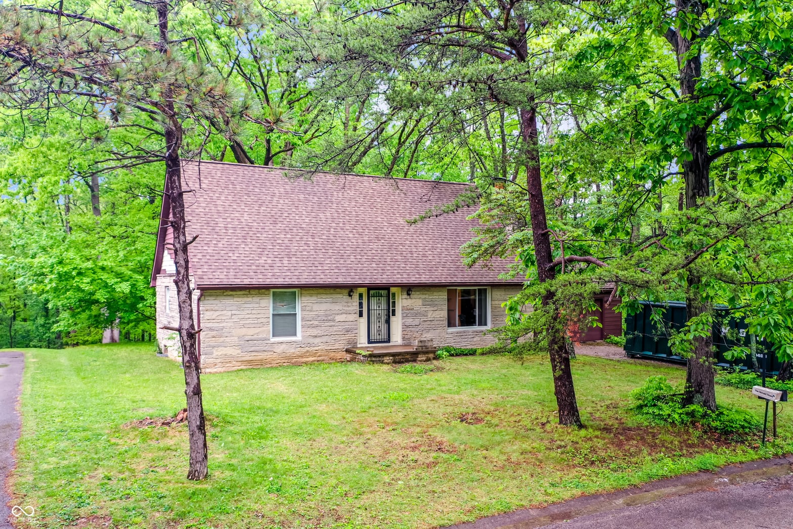 Photo of 1609 E Woodland Drive, Bloomington, IN