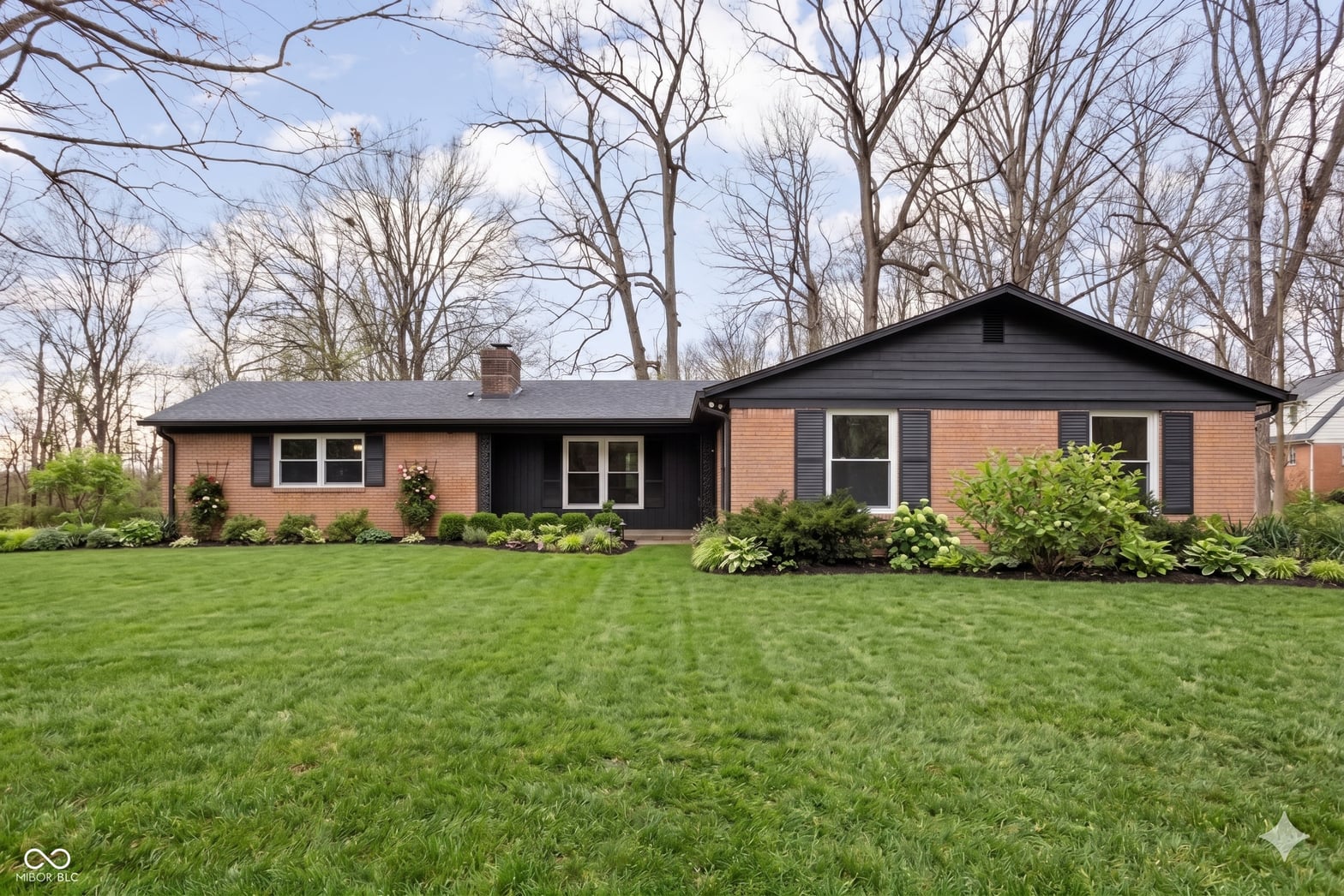 Photo of 9114 Crestview Drive, Indianapolis, IN