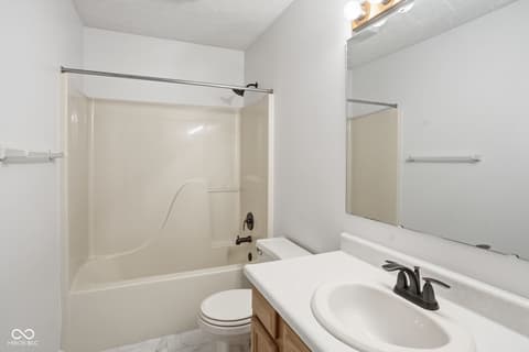 Photo of 6235 Miller Woods Lane, Indianapolis, IN