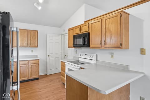 Photo of 6235 Miller Woods Lane, Indianapolis, IN