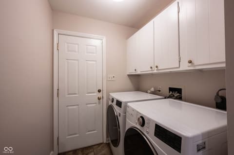Laundry room at 3017 Lucann Street, Carmel, IN