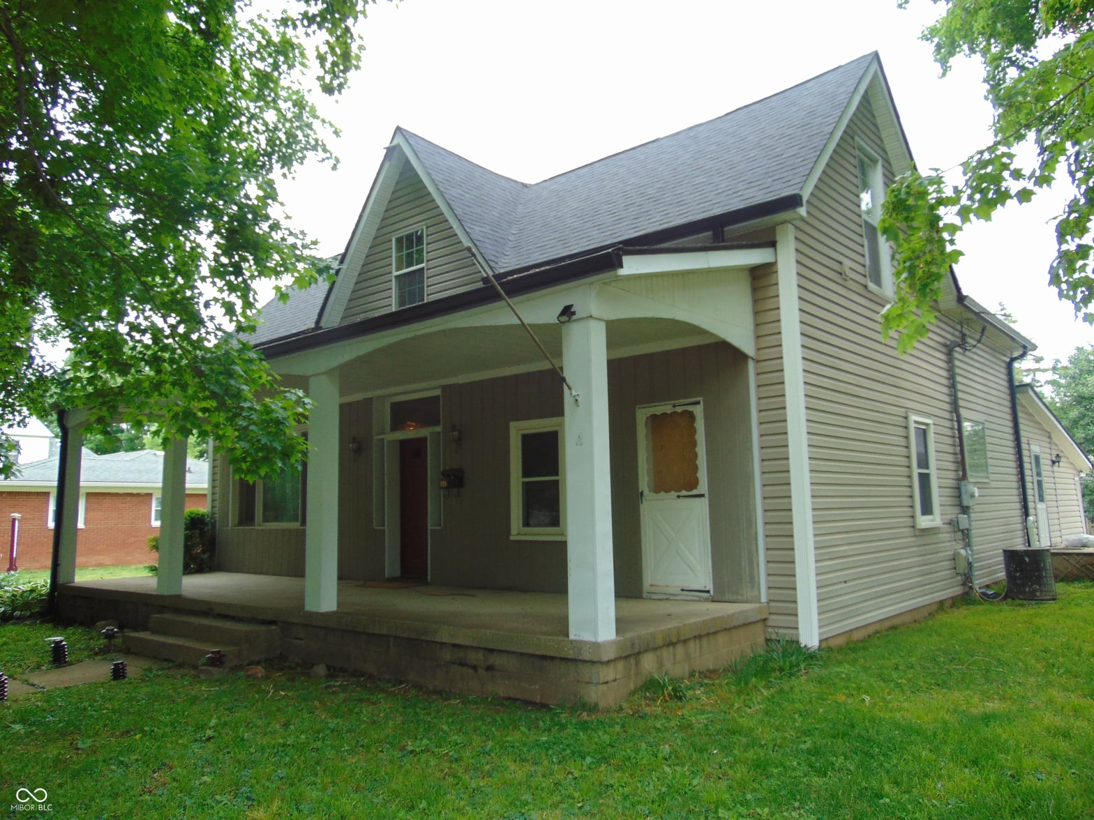 Photo of 225 S Market Street, Thorntown, IN