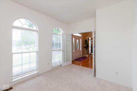 Photo of 13888 Dearborn Circle, Fishers, IN