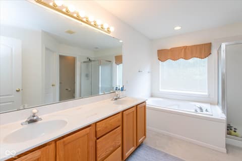 Photo of 13888 Dearborn Circle, Fishers, IN