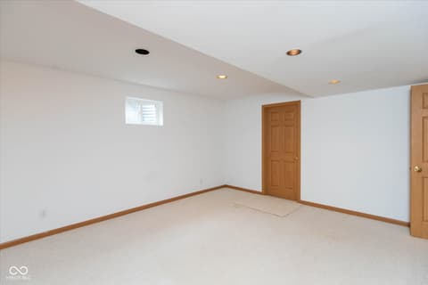 Photo of 13888 Dearborn Circle, Fishers, IN