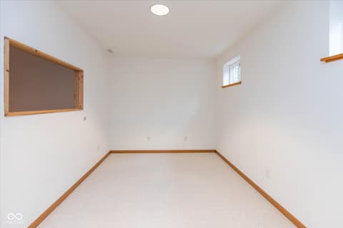 Photo of 13888 Dearborn Circle, Fishers, IN