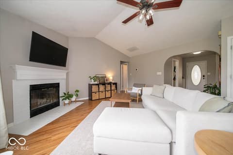 Photo of 6766 Lexington Circle, Zionsville, IN