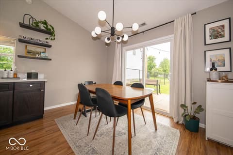 Photo of 6766 Lexington Circle, Zionsville, IN