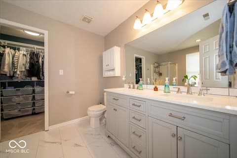 Photo of 6766 Lexington Circle, Zionsville, IN