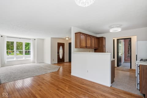 Photo of 913 Cortland Court, Greenfield, IN