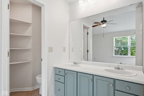 Photo of 913 Cortland Court, Greenfield, IN