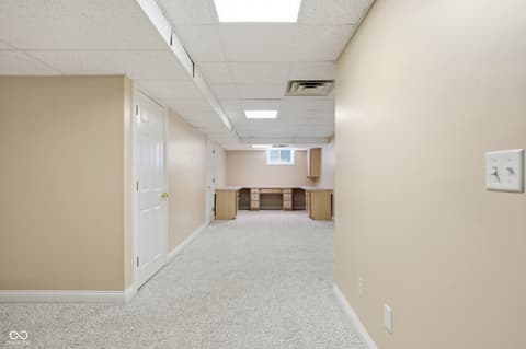 Photo of 913 Cortland Court, Greenfield, IN