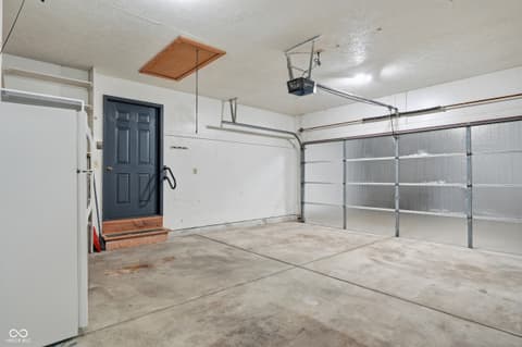 Photo of 913 Cortland Court, Greenfield, IN