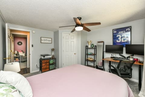 Photo of 617 Tanglewood Drive, Noblesville, IN