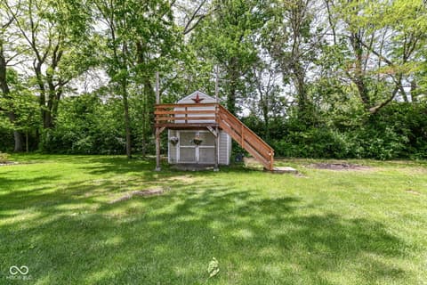 Photo of 617 Tanglewood Drive, Noblesville, IN