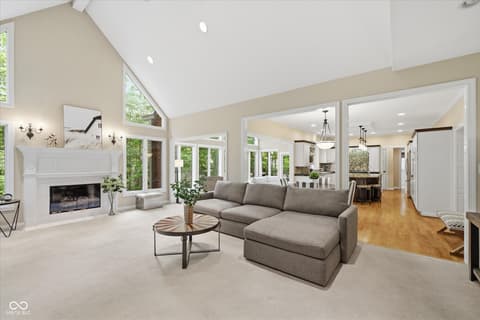 Photo of 4643 Hickory Court, Zionsville, IN