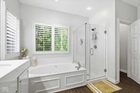 Photo of 4643 Hickory Court, Zionsville, IN