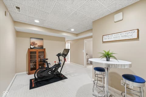 Photo of 4643 Hickory Court, Zionsville, IN