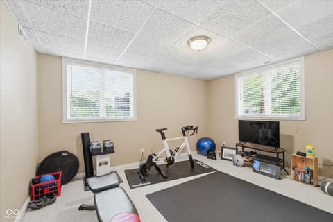 Photo of 4643 Hickory Court, Zionsville, IN