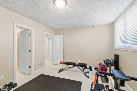 Photo of 4643 Hickory Court, Zionsville, IN
