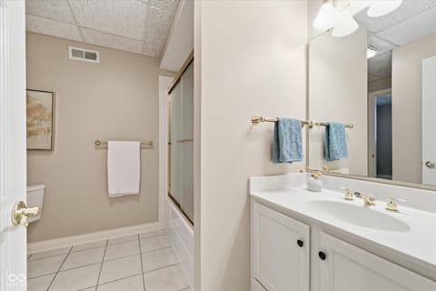 Photo of 4643 Hickory Court, Zionsville, IN