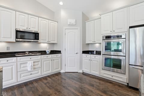 Photo of 15486 Mission Hills Drive, Carmel, IN