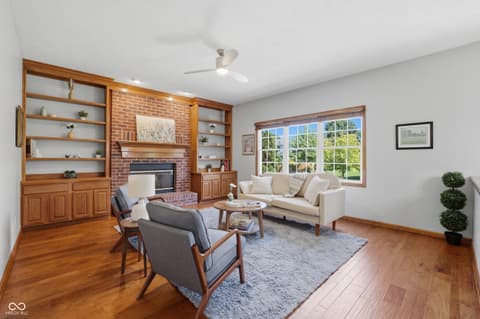 Family room at 10909 Valley Forge Circle, Carmel, IN