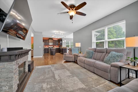 Photo of 5855 W Commonview Drive, McCordsville, IN