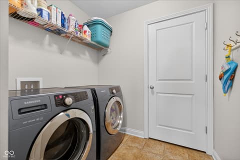 Photo of 5855 W Commonview Drive, McCordsville, IN