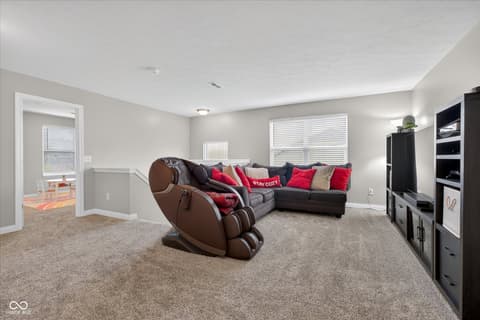 Photo of 5855 W Commonview Drive, McCordsville, IN