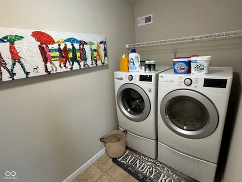 Laundry room at 12268 Hawks Nest Drive, Fishers, IN