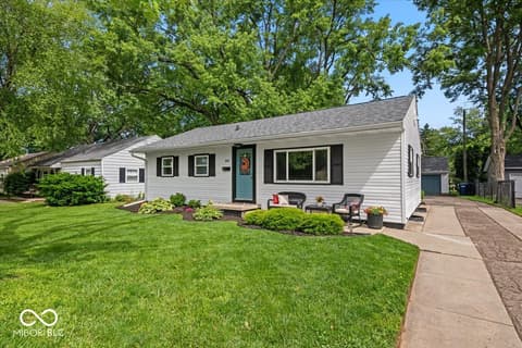 Photo of 1230 Hamilton Drive, Noblesville, IN
