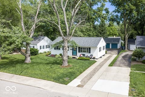 Photo of 1230 Hamilton Drive, Noblesville, IN