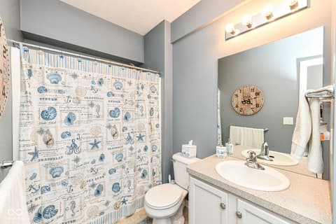 Photo of 19102 Walter Grove Drive, Noblesville, IN