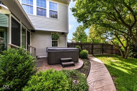 Photo of 19102 Walter Grove Drive, Noblesville, IN